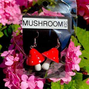 Cute mushroom earrings.